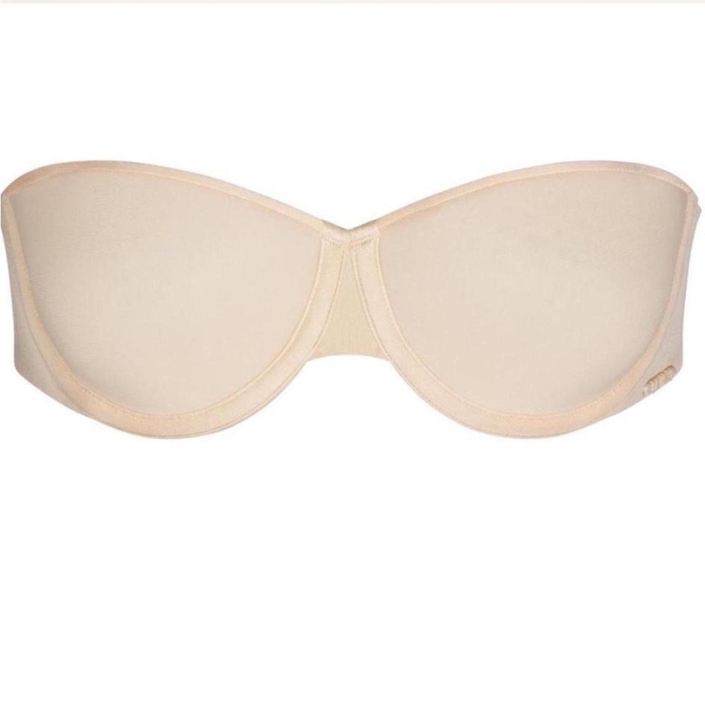 Skims Weightless Strapless Bra